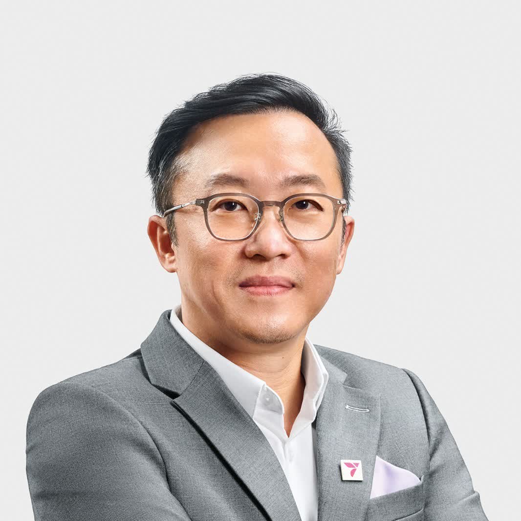 Dato' Davis Chong Chun Shiong